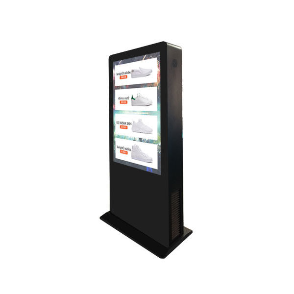 Lightning Protection Outdoor Touch Screen Kiosks , Free Standing Digital Display Screens
